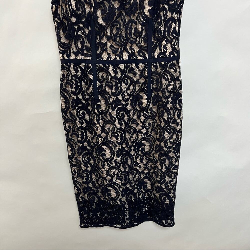 Vince Camuto Navy Blue Lace Dress Sleeveless Sheath Knee Length Cocktail 8 $158 - Picture 6 of 7
